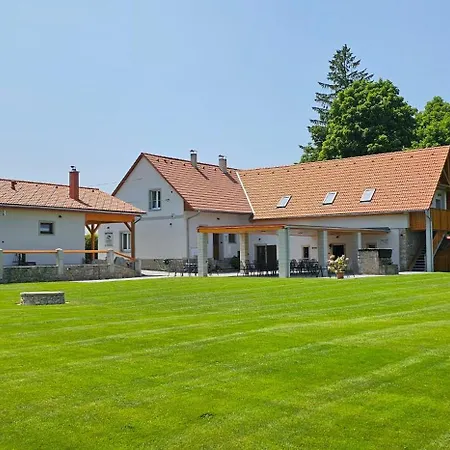 U Rybnika Smrcna Maison d'hôtes
